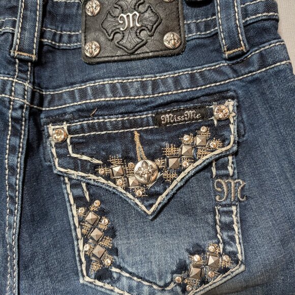 Miss Me Women's Medium Wash Mid-Rise Skinny Jeans Bling Embellished Size 27 - Picture 8 of 9